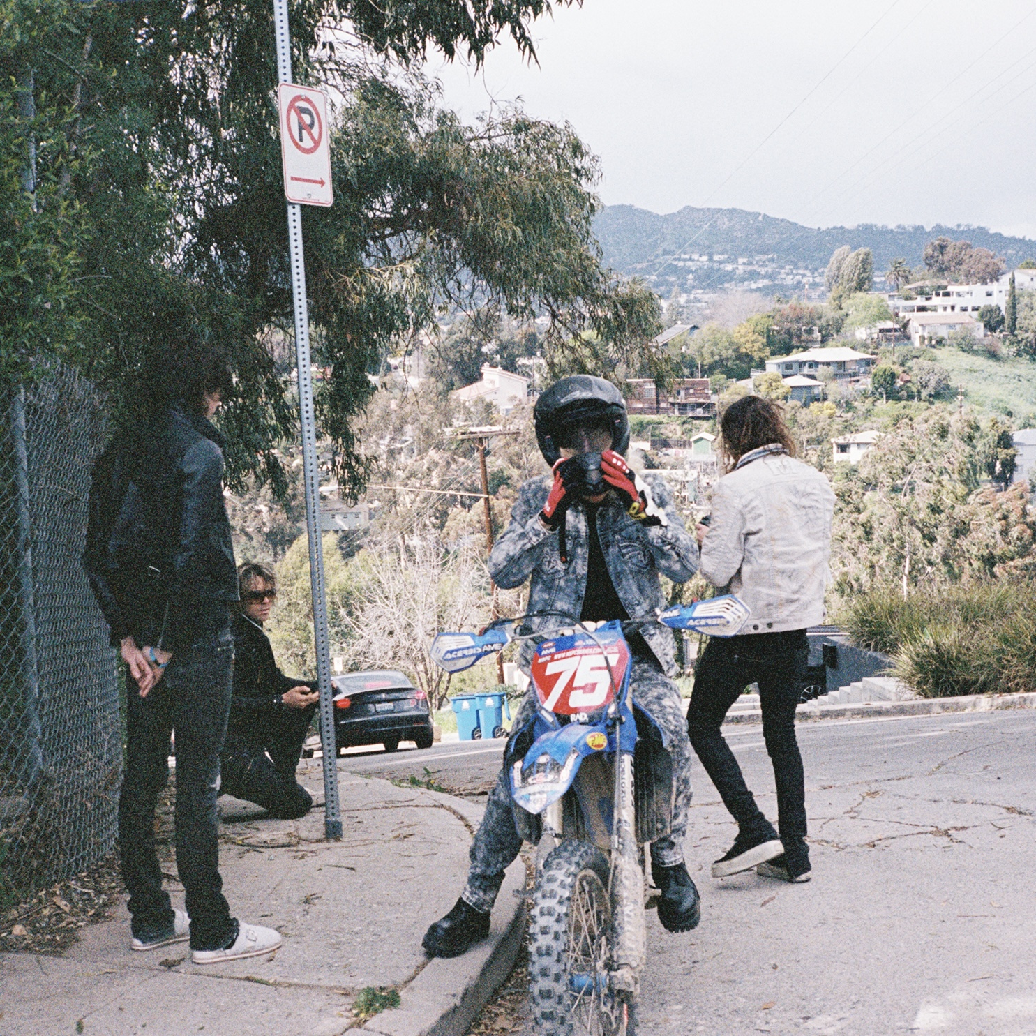 Photograph 15