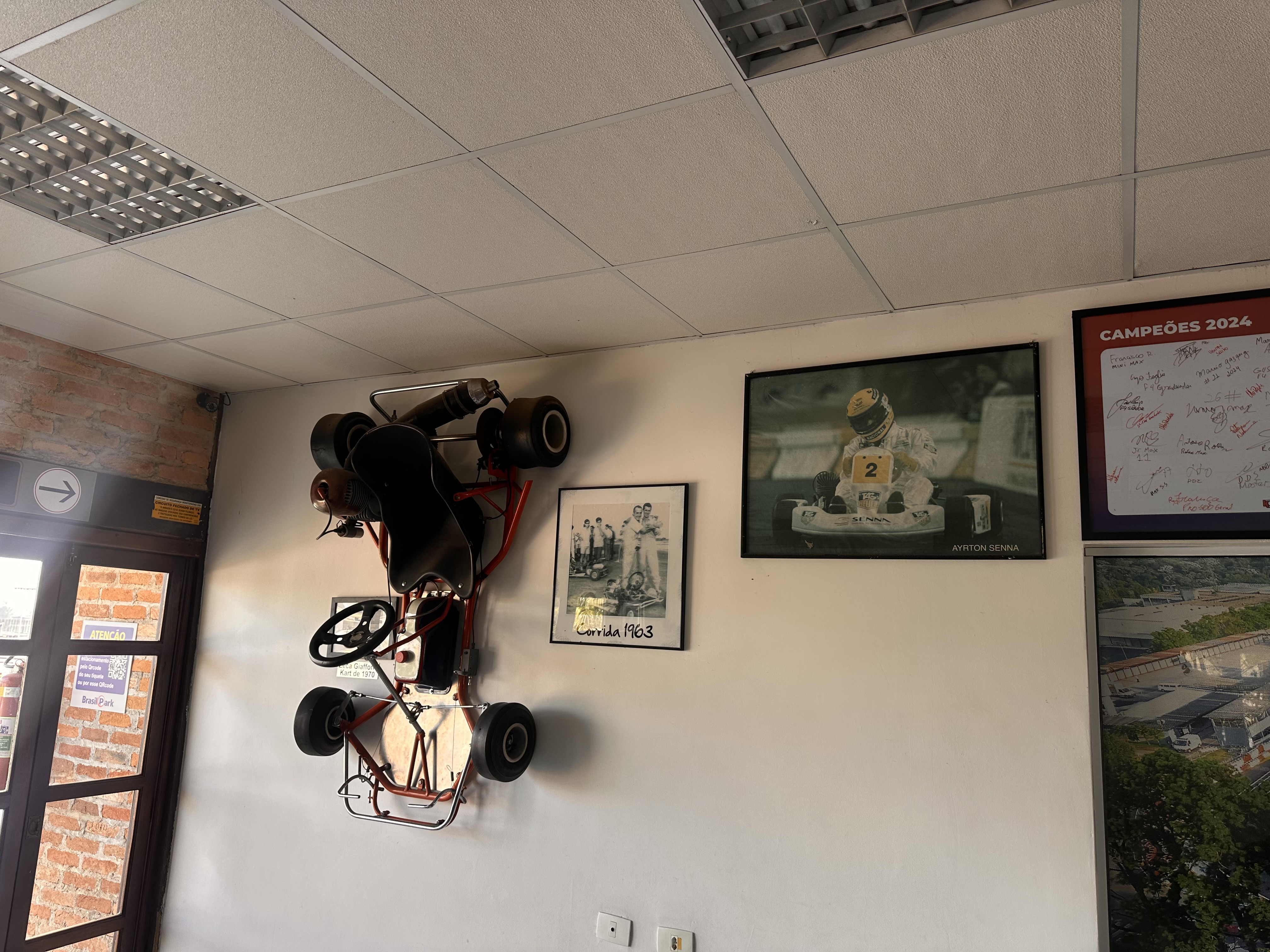 Photograph 17